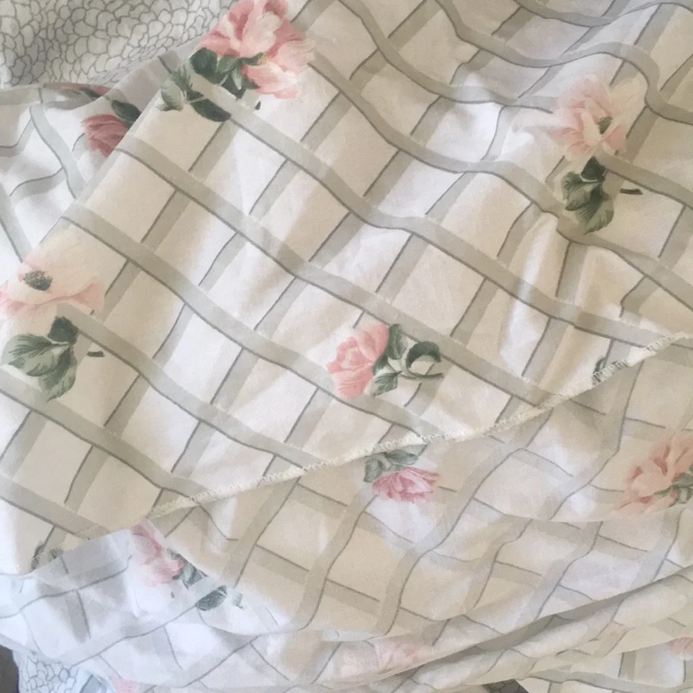 California king bed skirt or ruffles for curtains